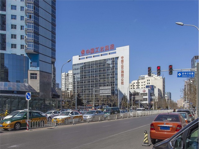 嘉兴跨腿堆垛式叉车AGV厂家